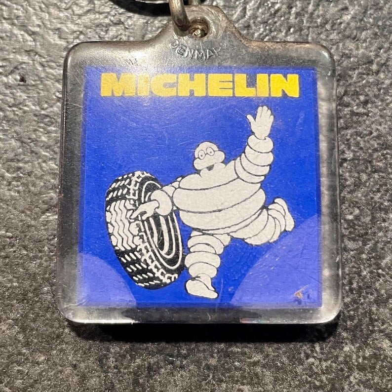 Collection de porte-clés de voiture vintage MICHELIN