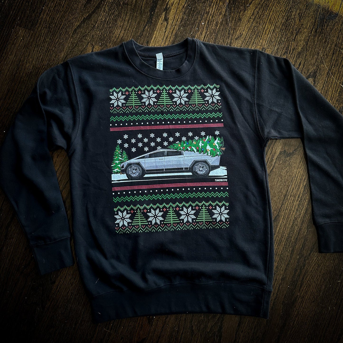 Pull de Noël moche - Tesla Cybertruck - Pull de Noël moche - Cadeau de Noël pour les amateurs de voitures, Cadeau de Noël amusant, Cadeau Tesla, Cadeau Cybertruck